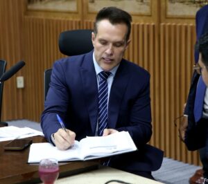 Câmara Municipal de Natal nomeia 12 Candidatos aprovados no Concurso Público