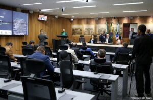 Câmara de Natal discute vetos do Executivo e destaca sucesso do Carnaval 2025