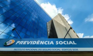 Governo inicia devolução de valores a vítimas de fraude no INSS; veja como receber