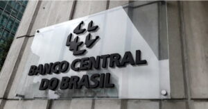 Banco Central eleva Selic para 15% ao ano e sinaliza possível pausa no ciclo de alta