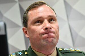 Mauro Cid diz que advogados de Bolsonaro tentaram obter dados da delação por meio de familiares