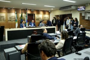 Câmara de Natal encerra semestre com votação da LDO