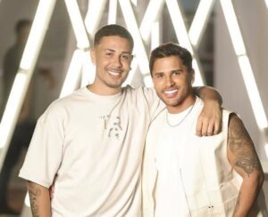 Lucas Guimarães e Carlinhos Maia anunciam o fim do casamento após 15 anos juntos