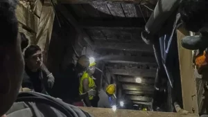 Trabalhadores presos em mina de ouro na Colômbia são resgatados após 12 horas