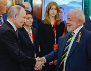 Lula conversa por telefone com Putin sobre guerra na Ucrânia e cooperação no BRICS