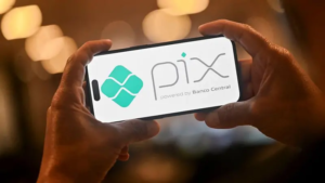 O que sucesso do ‘Pix da Índia’ revela sobre ofensiva de Trump contra o Pix brasileiro