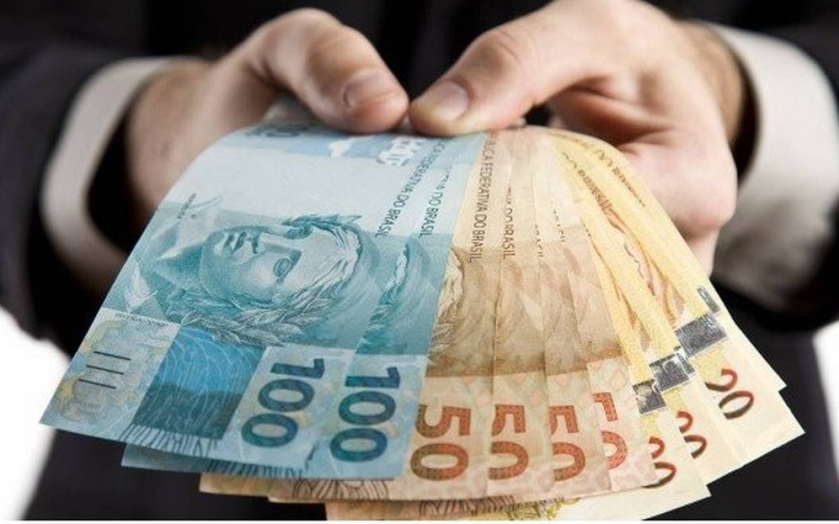 Mais de 43 milhões de brasileiros têm dinheiro esquecido a receber, diz BC