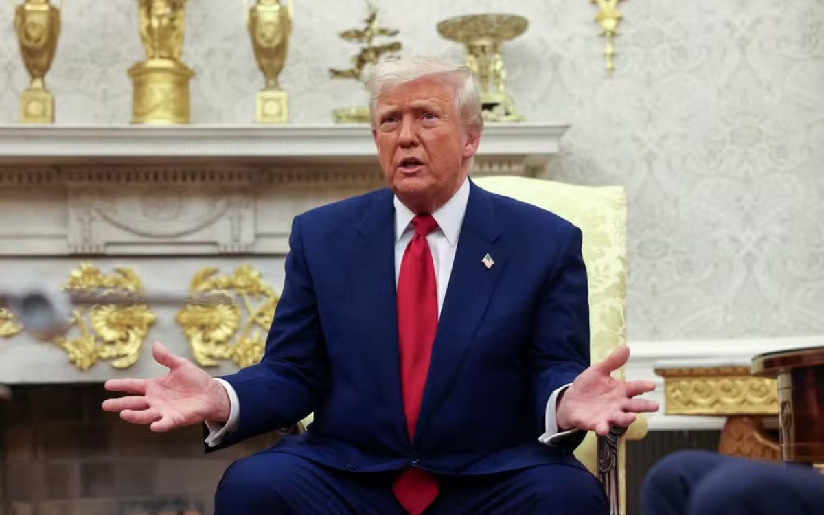 Governo cria grupo de trabalho para reagir à tarifa de 50% imposta por Trump ao Brasil