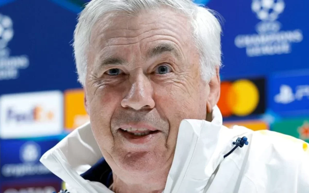 Ancelotti chega ao Rio sob forte esquema de segurança e faz convocação na segunda-feira