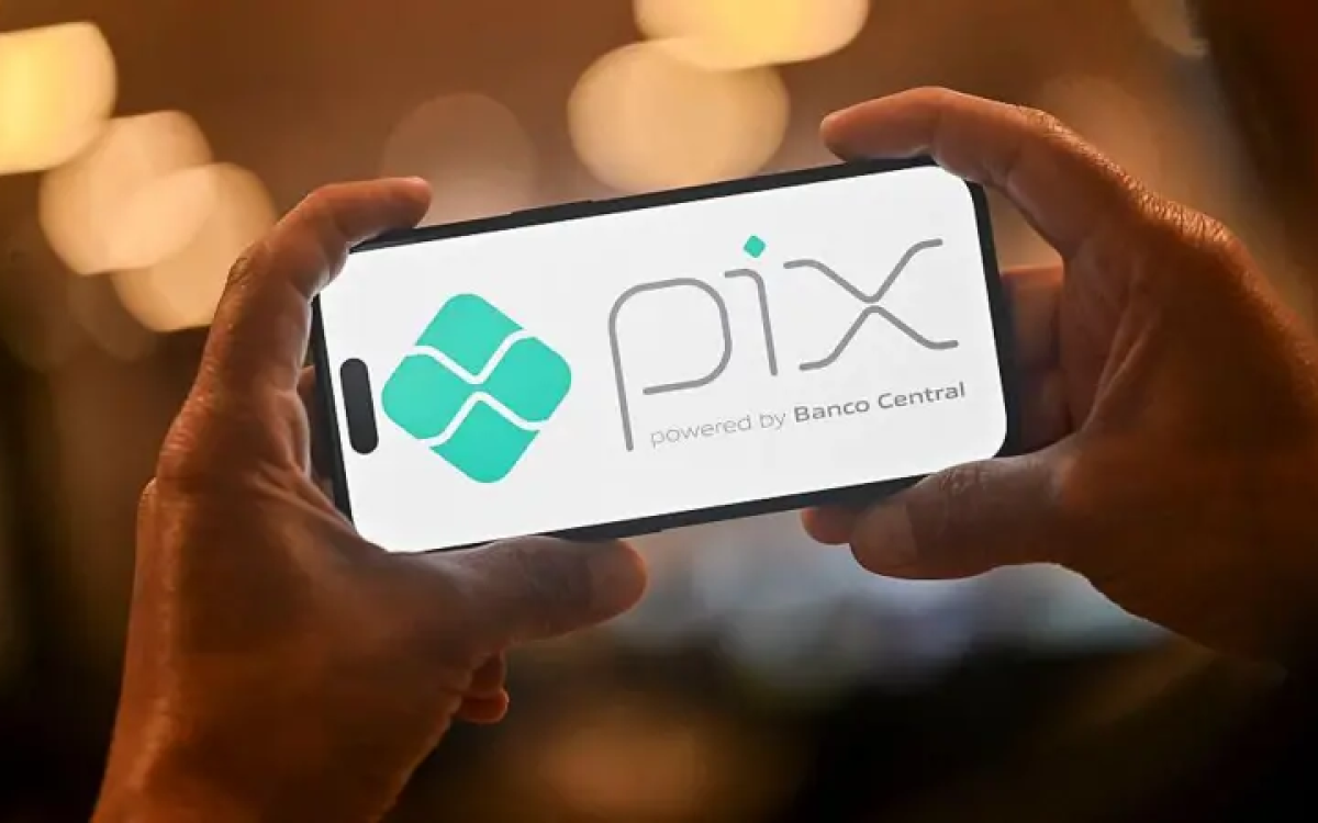 O que sucesso do ‘Pix da Índia’ revela sobre ofensiva de Trump contra o Pix brasileiro