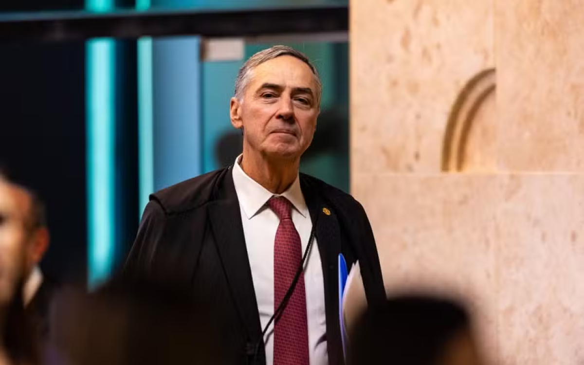 Barroso anuncia aposentadoria antecipada do STF e abre corrida por sucessão: ‘Hora de seguir novos rumos’