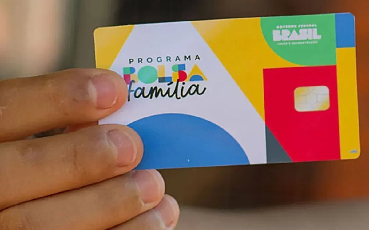 Governo reduz R$ 7,7 bilhões do Bolsa Família para 2025 e realoca recursos